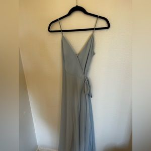 Excellent condition! Worn once for a bridesmaid dress